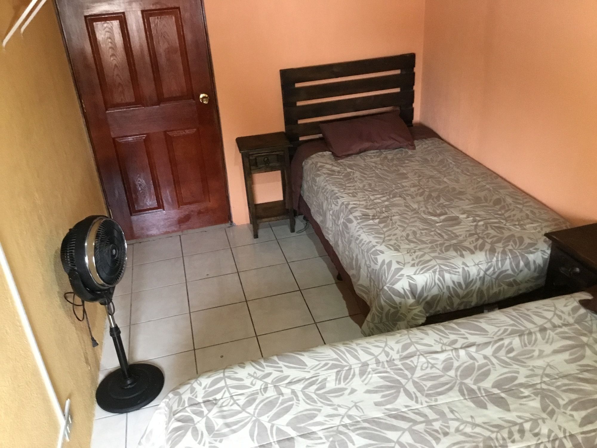 Euro Hostal جواتيمالا المظهر الخارجي الصورة