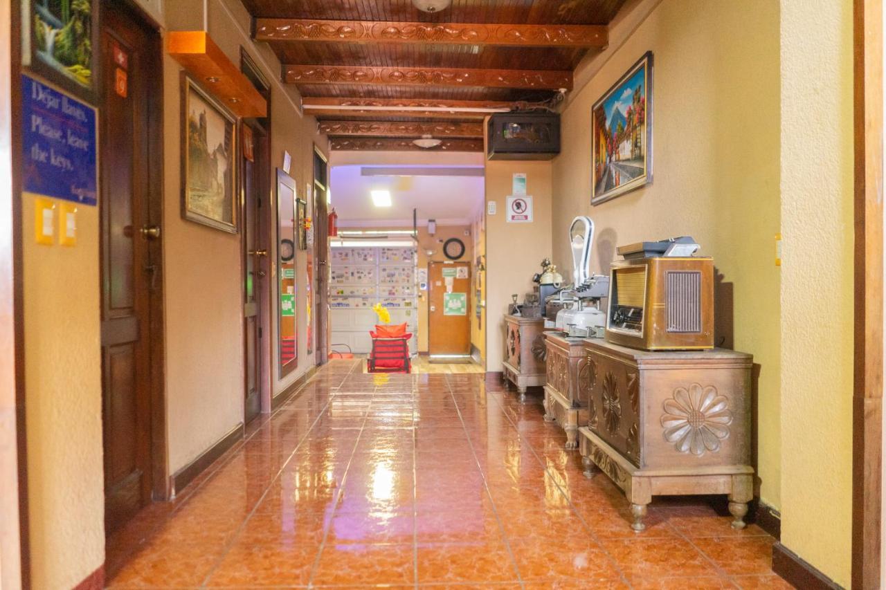 Euro Hostal جواتيمالا المظهر الخارجي الصورة