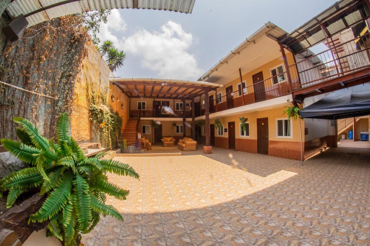 Euro Hostal جواتيمالا المظهر الخارجي الصورة