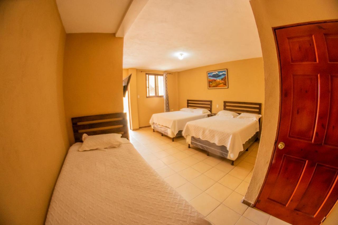 Euro Hostal جواتيمالا المظهر الخارجي الصورة