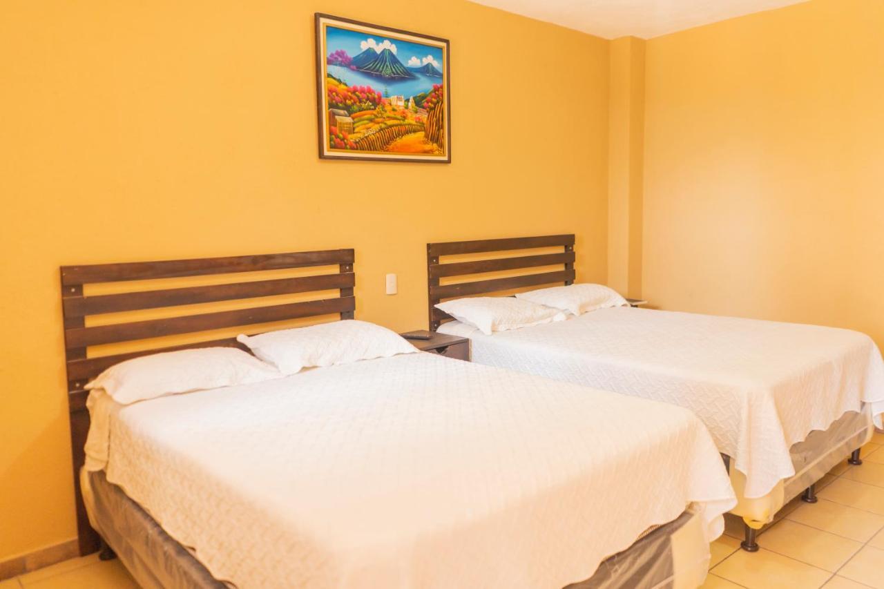 Euro Hostal جواتيمالا المظهر الخارجي الصورة