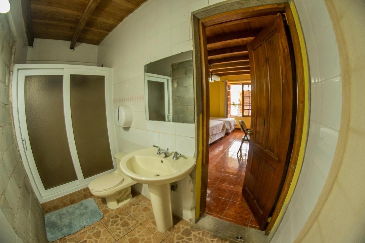 Euro Hostal جواتيمالا المظهر الخارجي الصورة